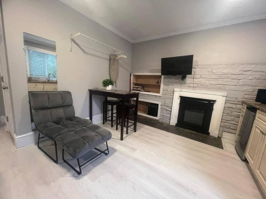 Chic Atl Studio - 5 Mins Walk Emory Cdc Atlanta Extérieur photo