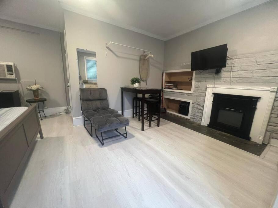 Chic Atl Studio - 5 Mins Walk Emory Cdc Atlanta Extérieur photo
